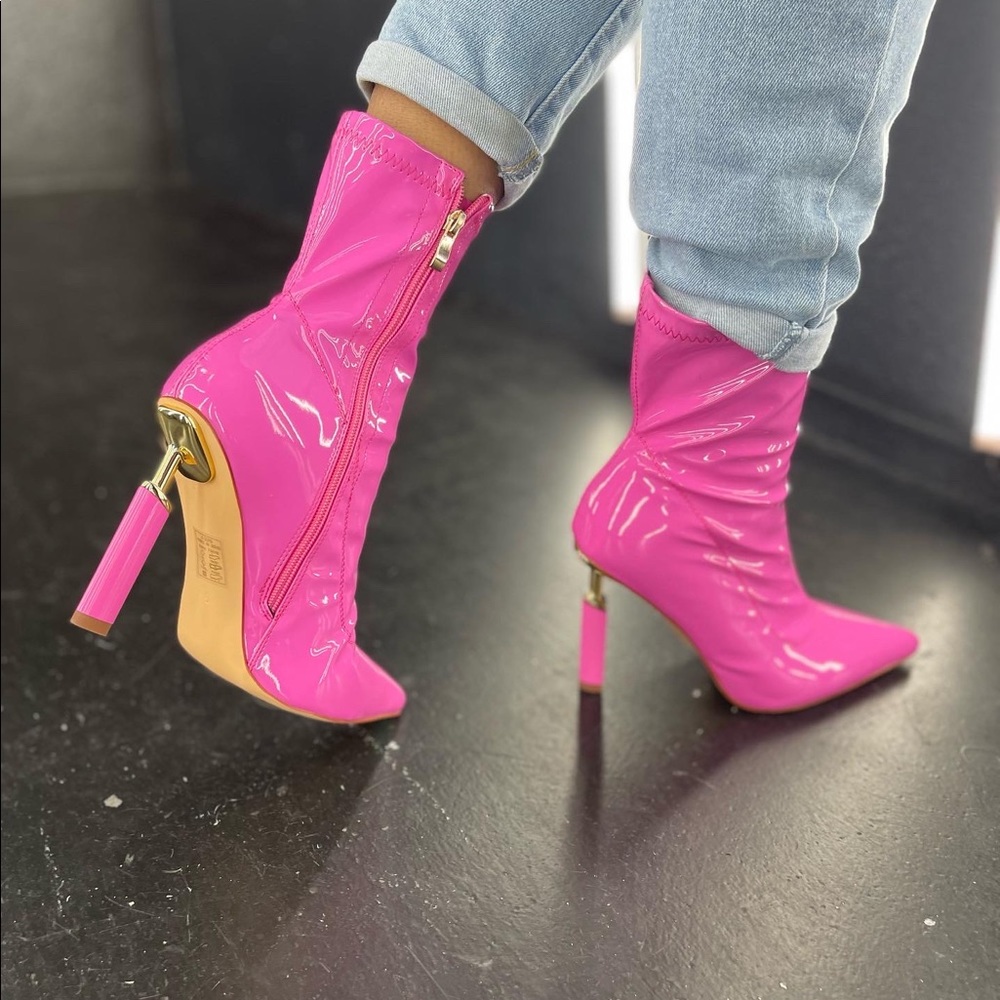 Lipstick Barbie Bootie
